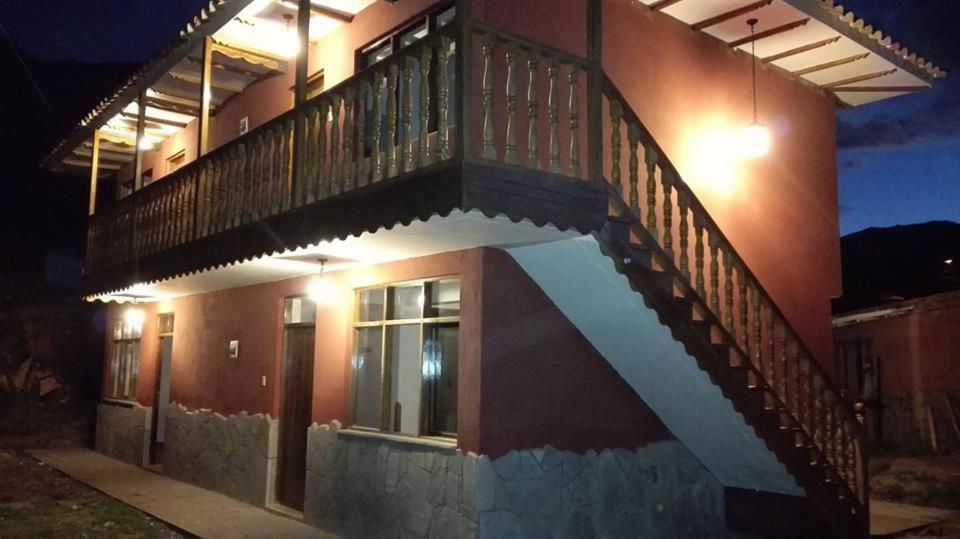 Affittacamere Qali Samanawasi Huaro Esterno foto